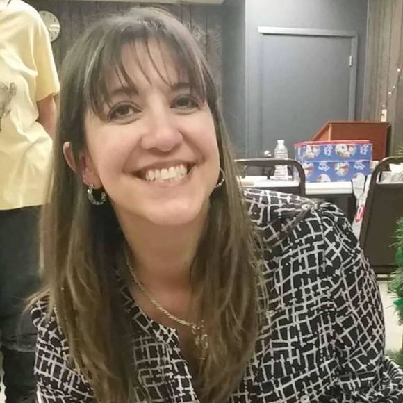 Meet your Posher, Lisa - Picture 1 of 1